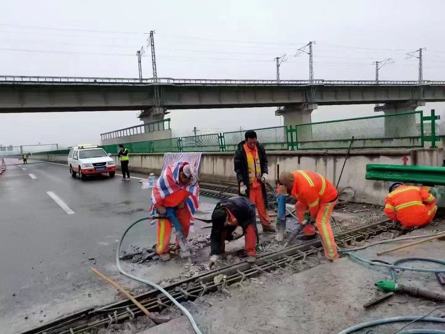西昌桥梁伸缩缝抢修料